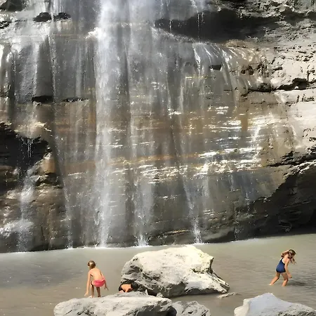 Familial Avec Jacuzzi Samoëns